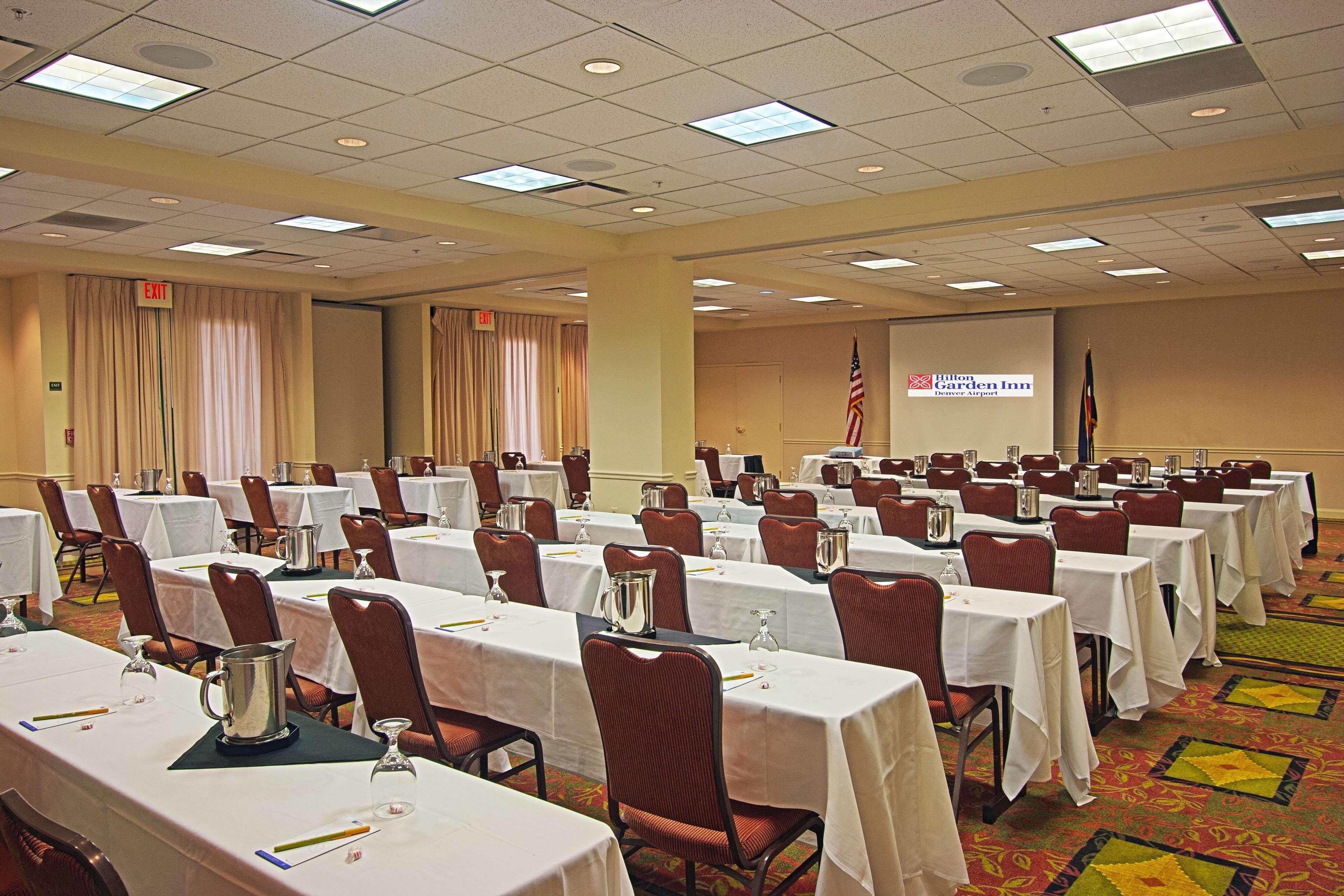 Hilton Garden Inn Denver Airport Орора Екстер'єр фото